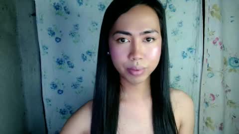 eddfox001 online show from April 2026 03:05:01 PM