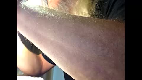 eddiefan666 online show from March 2026 11:37:01 AM