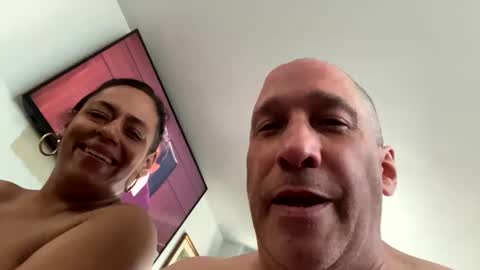 eddiesandra321 online show from October 2025 06:03:01 PM