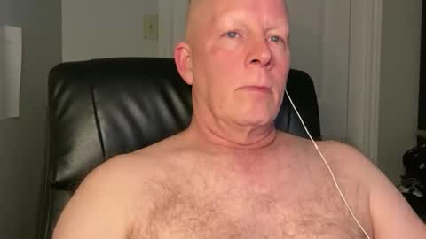 Snapshot of eddygl1968 chatting on December 2024 03:18:02 AM Eddy online show from December 2024 03:18:02 AM