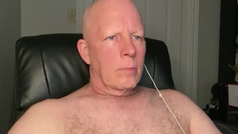 Snapshot of eddygl1968 chatting on December 2024 02:59:02 AM Eddy online show from December 2024 02:59:02 AM