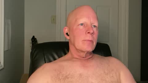 Snapshot of eddygl1968 chatting on February 2025 04:58:01 AM Eddy online show from February 2025 04:58:01 AM