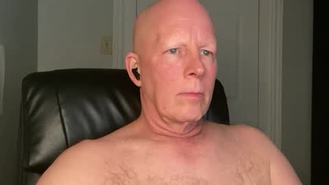 Snapshot of eddygl1968 chatting on February 2025 03:36:01 AM Eddy online show from February 2025 03:36:01 AM