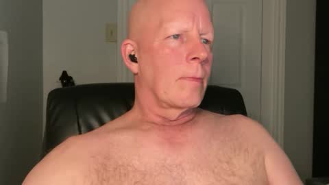 Snapshot of eddygl1968 chatting on February 2025 02:47:02 AM Eddy online show from February 2025 02:47:02 AM