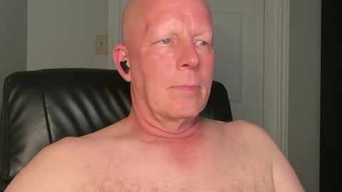 Snapshot of eddygl1968 chatting on September 2025 02:02:01 AM Eddy online show from September 2025 02:02:01 AM