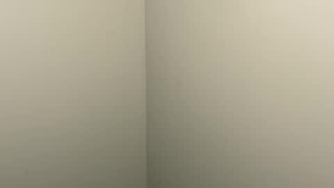 Snapshot of eddygl1968 chatting on October 2025 02:32:02 AM Eddy online show from October 2025 02:32:02 AM