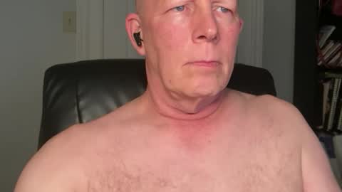 Snapshot of eddygl1968 chatting on November 2025 05:18:02 AM Eddy online show from November 2025 05:18:02 AM