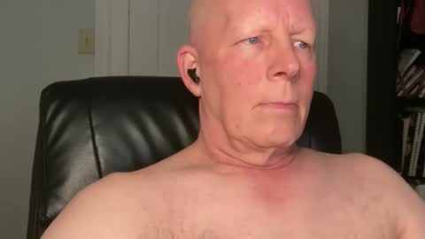 Snapshot of eddygl1968 chatting on November 2025 03:49:01 AM Eddy online show from November 2025 03:49:01 AM