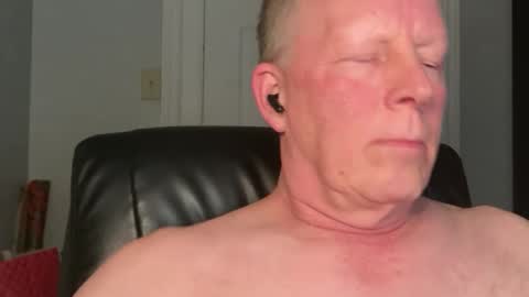 Snapshot of eddygl1968 chatting on January 2026 02:28:01 AM Eddy online show from January 2026 02:28:01 AM