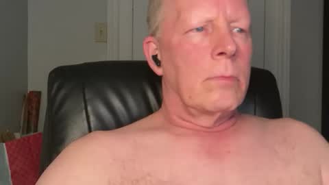 Snapshot of eddygl1968 chatting on January 2026 03:44:01 AM Eddy online show from January 2026 03:44:01 AM