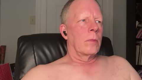 Snapshot of eddygl1968 chatting on January 2026 04:05:02 AM Eddy online show from January 2026 04:05:02 AM