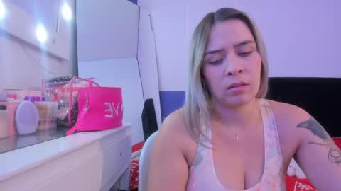 Snapshot of eden_paradise_ chatting on December 2024 05:11:02 PM BYANCA online show from December 2024 05:11:02 PM