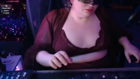 Snapshot of edenarcadia chatting on February 2026 04:43:02 AM EdenArcadia online show from February 2026 04:43:02 AM