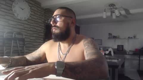 edgarram83 online show from November 2025 07:47:02 AM