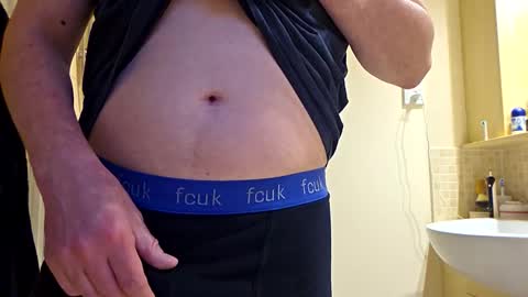 Snapshot of edinburgh79 chatting on December 2025 10:55:02 AM edinburgh79 online show from December 2025 10:55:02 AM