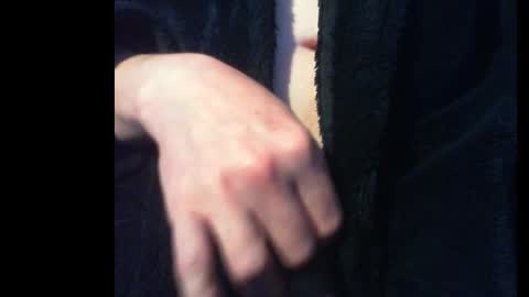 Snapshot of edinburgh79 chatting on February 2026 12:01:02 PM edinburgh79 online show from February 2026 12:01:02 PM