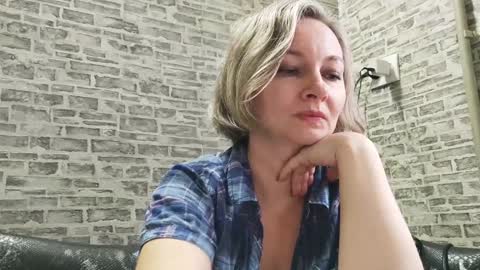 edithmanning online show from December 2024 10:39:02 AM