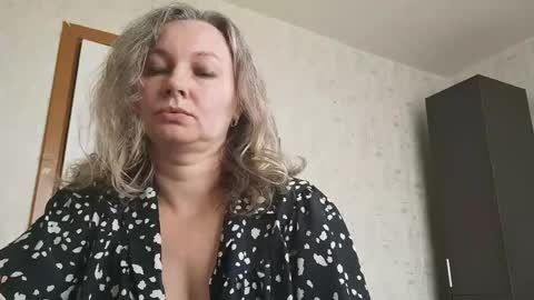 Snapshot of edithmanning chatting on May 2026 06:41:01 AM edithmanning online show from May 2026 06:41:01 AM