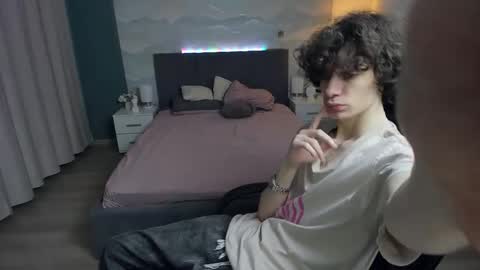 edvardblare online show from September 2025 03:17:02 PM