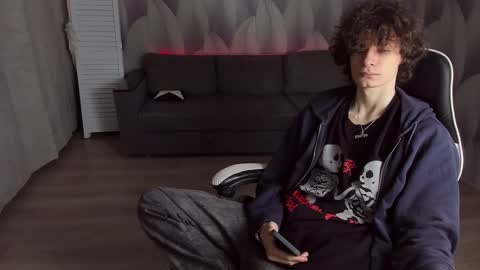 edvardblare online show from October 2025 03:31:01 PM
