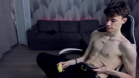 edvardblare online show from October 2025 03:46:02 PM