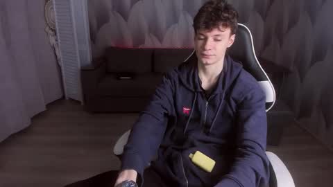 edvardblare online show from October 2025 05:03:01 PM