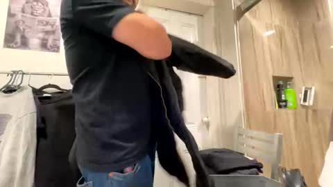 edvmendez1766 online show from December 2025 08:54:01 AM