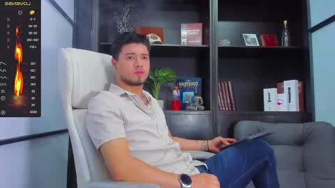 Snapshot of edwardross_ chatting on February 2025 07:42:01 PM Edward Ross online show from February 2025 07:42:01 PM
