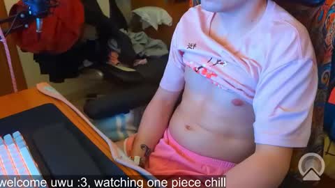 Snapshot of edwarh_01 chatting on March 2026 10:56:02 PM Alex online show from March 2026 10:56:02 PM