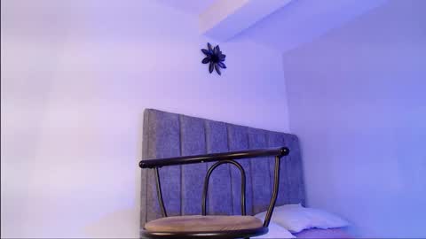 eevil_boys_77 online show from October 2025 04:28:01 PM