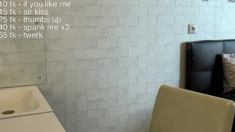 Snapshot of ef_fy chatting on February 2026 11:29:01 AM ef_fy online show from February 2026 11:29:01 AM