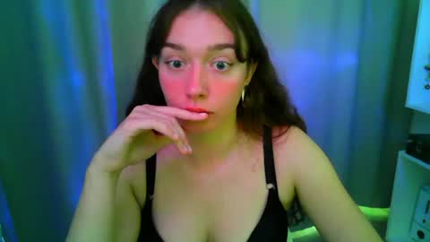 effie_balconii online show from June 2026 02:41:01 PM