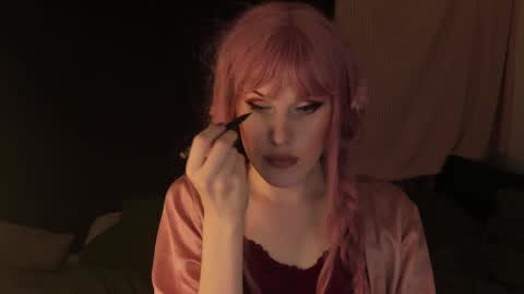 Effie Mur online show from January 2025 03:11:01 PM