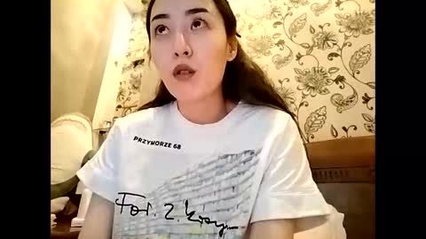 Snapshot of effy007 chatting on February 2026 03:31:02 PM Effy online show from February 2026 03:31:02 PM