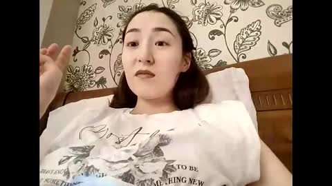 Snapshot of effy007 chatting on February 2026 10:25:01 AM Effy online show from February 2026 10:25:01 AM