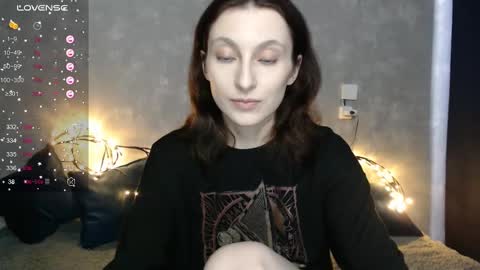 Snapshot of effy_gray chatting on February 2025 06:16:02 AM Anna online show from February 2025 06:16:02 AM