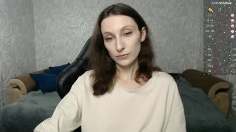 Snapshot of effy_gray chatting on April 2026 06:47:01 PM Anna online show from April 2026 06:47:01 PM