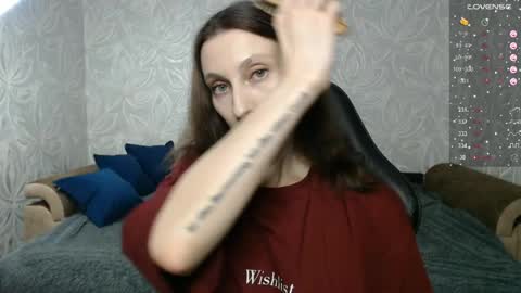 Snapshot of effy_gray chatting on May 2026 08:03:02 PM Anna online show from May 2026 08:03:02 PM