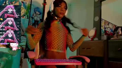 effy_marinn online show from December 2025 05:26:02 AM