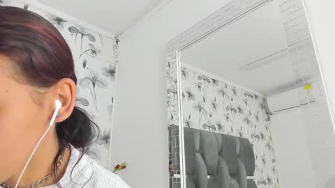 Valery online show from October 2025 01:33:02 PM