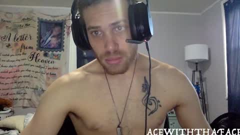 Snapshot of ehusband chatting on May 2026 11:10:02 PM Ace Wit Da Face online show from May 2026 11:10:02 PM