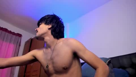 eiden_allenx1 online show from February 2026 01:41:02 PM