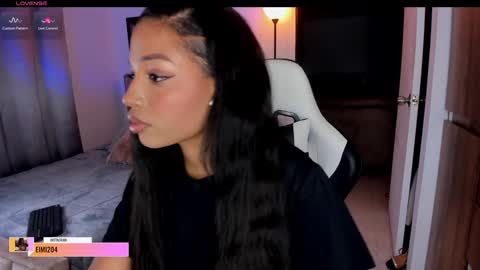 Snapshot of eimi_space chatting on January 2025 10:41:02 PM eimi online show from January 2025 10:41:02 PM