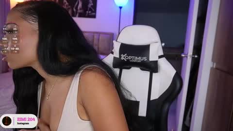 Snapshot of eimi_space chatting on March 2025 12:10:02 AM eimi online show from March 2025 12:10:02 AM