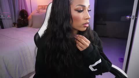 Snapshot of eimi_space chatting on October 2025 11:26:02 PM eimi online show from October 2025 11:26:02 PM