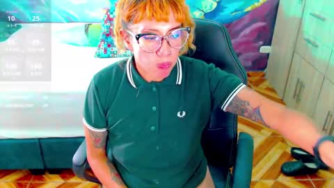 Snapshot of eimy_lorens chatting on February 2025 09:26:02 PM EIMY online show from February 2025 09:26:02 PM