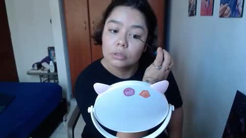 eimy_saenzz online show from December 2025 02:25:02 PM