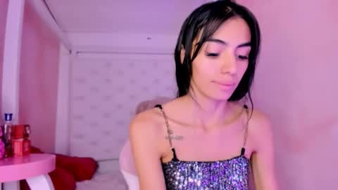 eimy online show from February 2026 12:28:01 PM