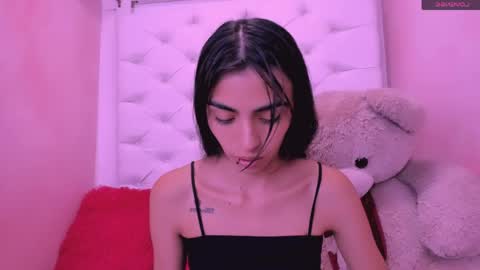 eimy online show from May 2026 02:11:01 PM