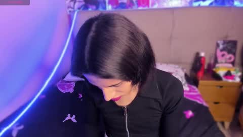 Eimyflorian online show from November 2025 12:15:02 PM